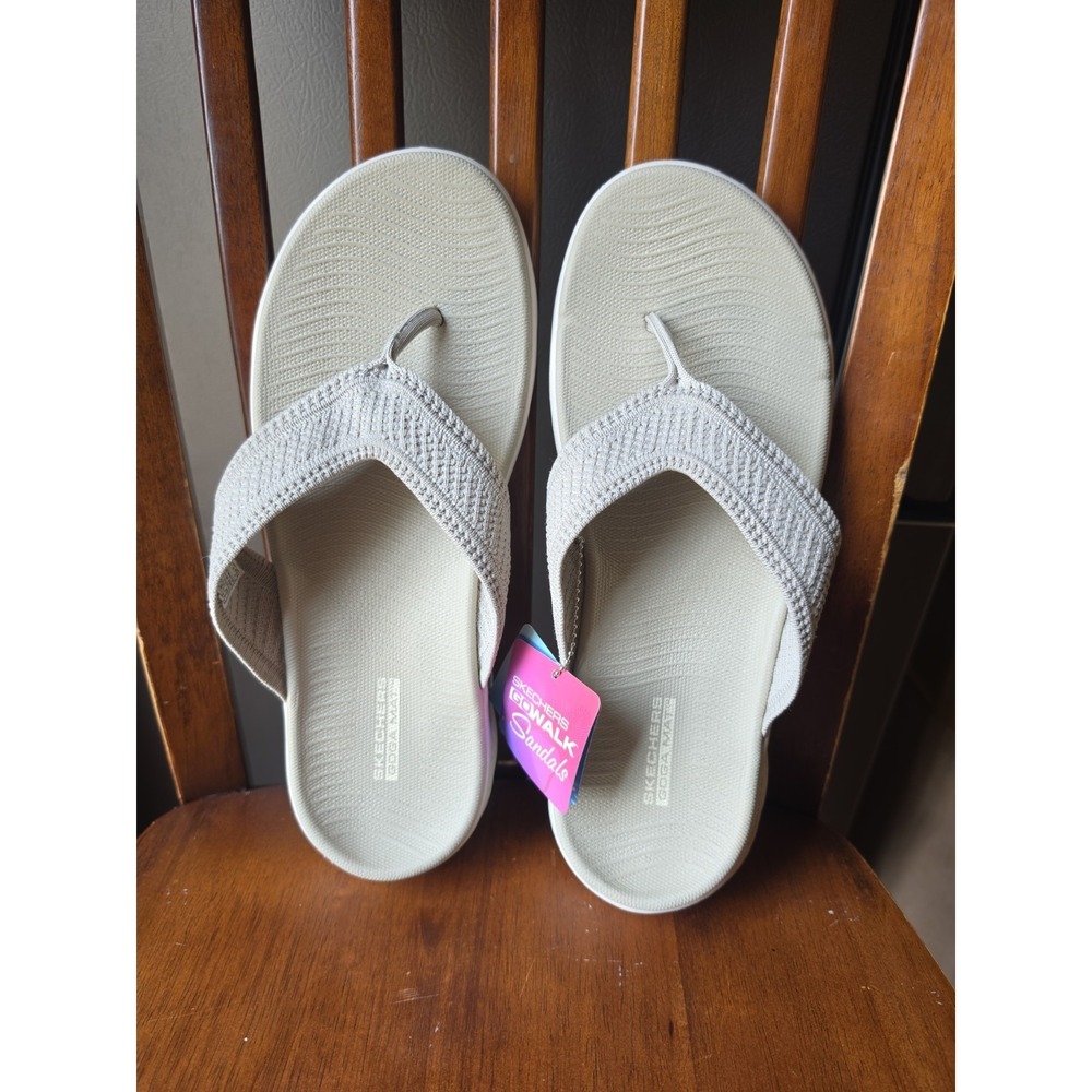 Skechers Women's Gray On the GO 600 Sunny Comfort Flip Flop Sandal Size US 11
